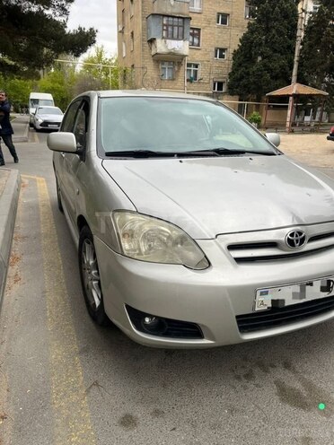 Toyota Corolla-4