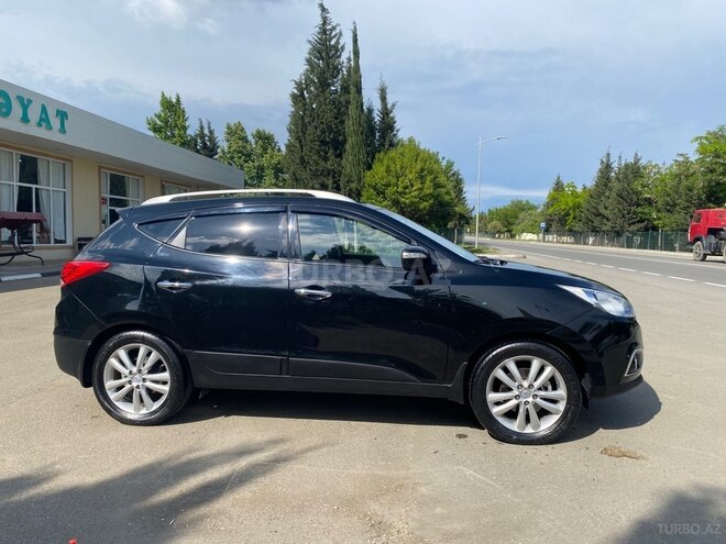 Hyundai ix35-4