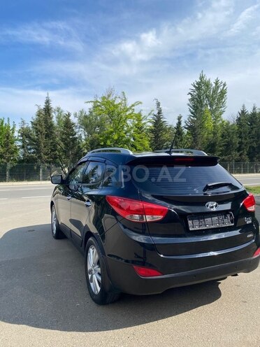 Hyundai ix35-10
