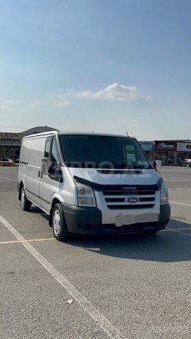 Ford Transit-6