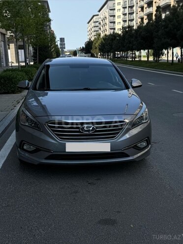 Hyundai Sonata-2