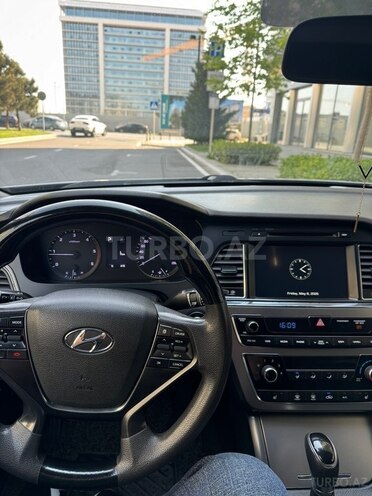 Hyundai Sonata-3