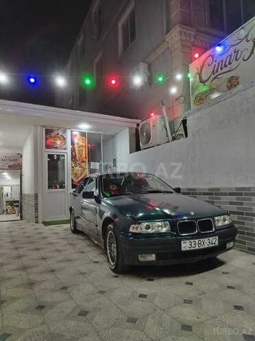BMW 320-5