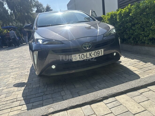 Toyota Prius-1
