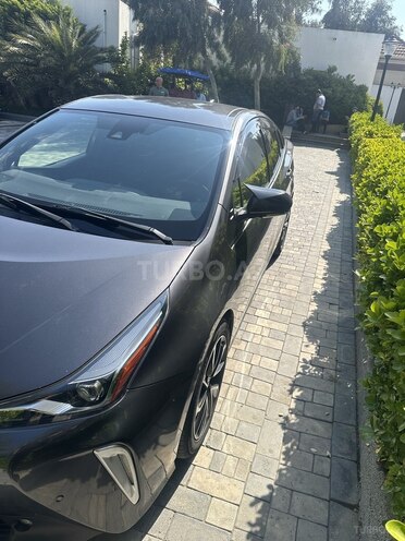 Toyota Prius-6