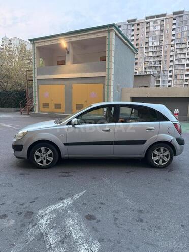 Kia Rio-16