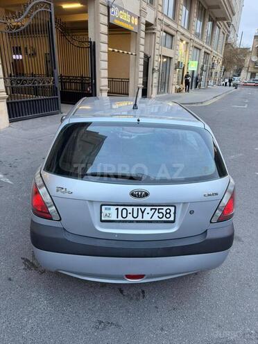 Kia Rio-7