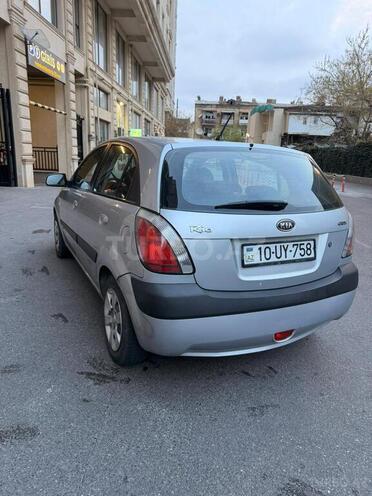 Kia Rio-9