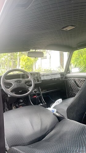 LADA (VAZ) 2107-4
