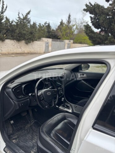 Kia K5-10