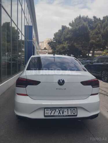 Volkswagen Polo-6