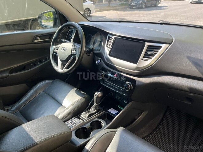 Hyundai Tucson-14