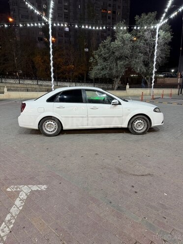 Daewoo Gentra-3