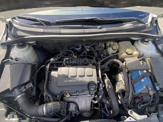 Chevrolet Cruze-8