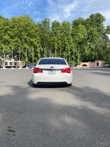Chevrolet Cruze-4