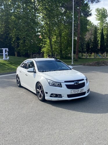 Chevrolet Cruze-1