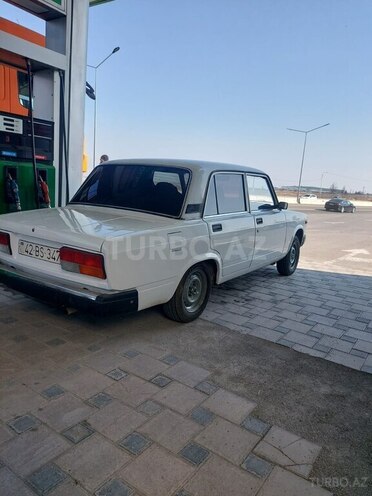 LADA (VAZ) 2107-5