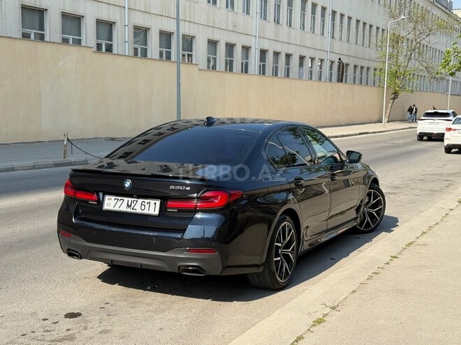 BMW 530e-10