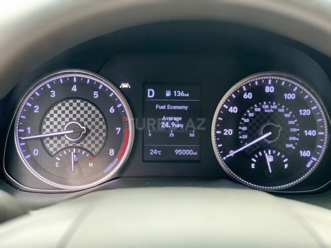 Hyundai Elantra-14