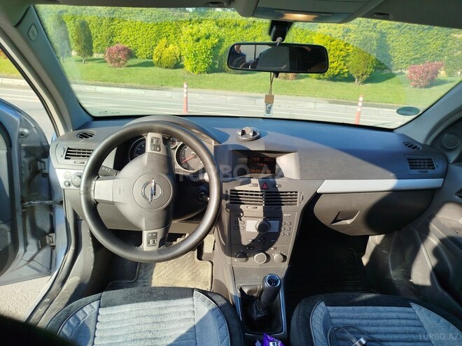 Opel Astra-10