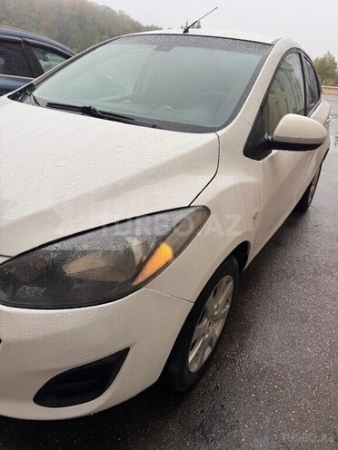 Mazda 2-5