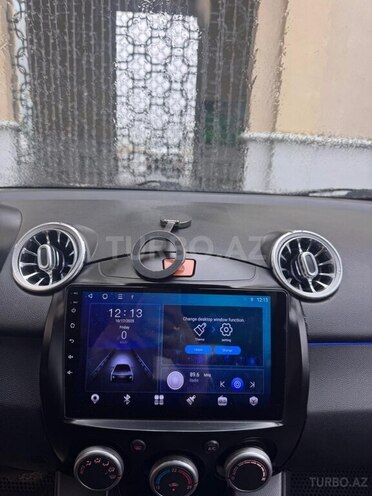 Mazda 2-8