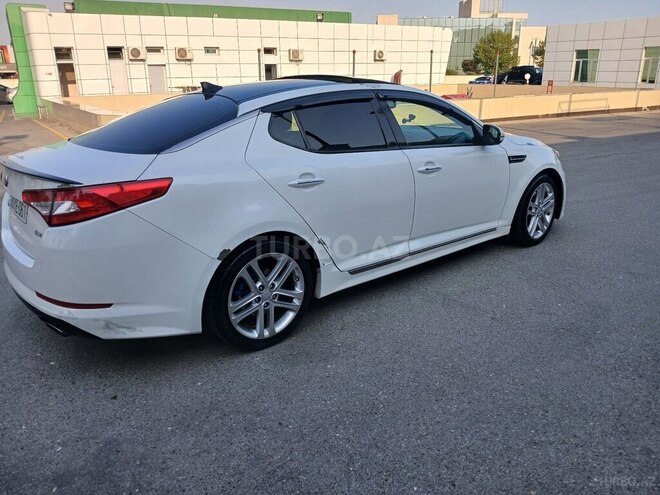 Kia Optima-5