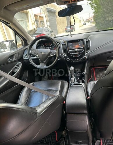 Chevrolet Cruze-2