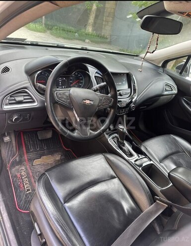 Chevrolet Cruze-4