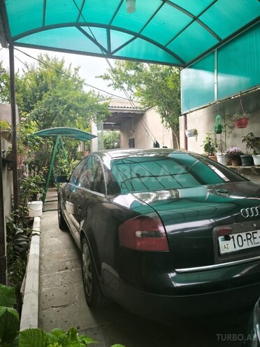 Audi A6-3