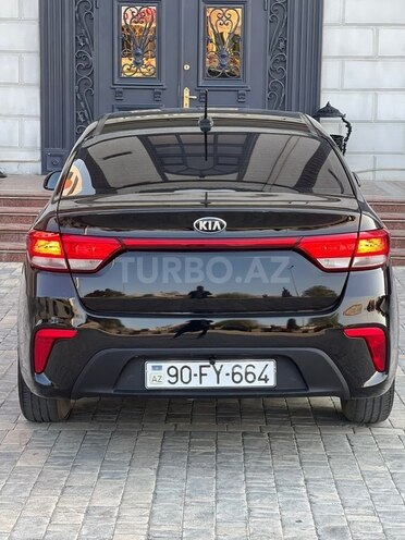Kia Rio-6