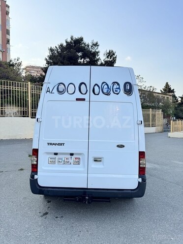 Ford Transit-2