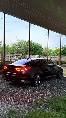 Kia Optima-2
