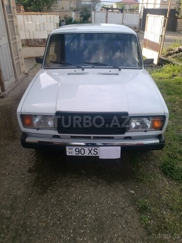LADA (VAZ) 2107-1