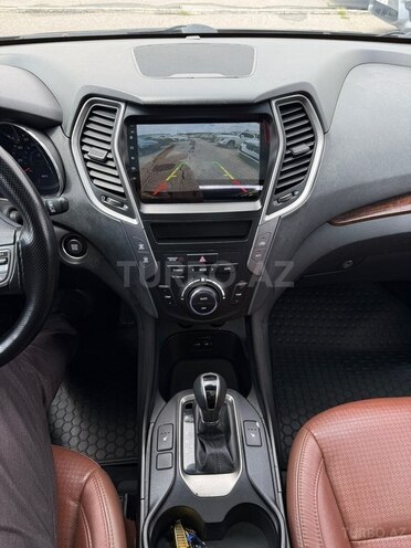 Hyundai Santa Fe-11