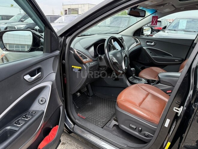 Hyundai Santa Fe-13