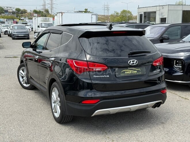 Hyundai Santa Fe-6