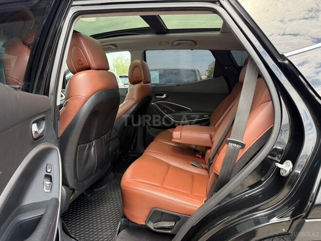 Hyundai Santa Fe-16