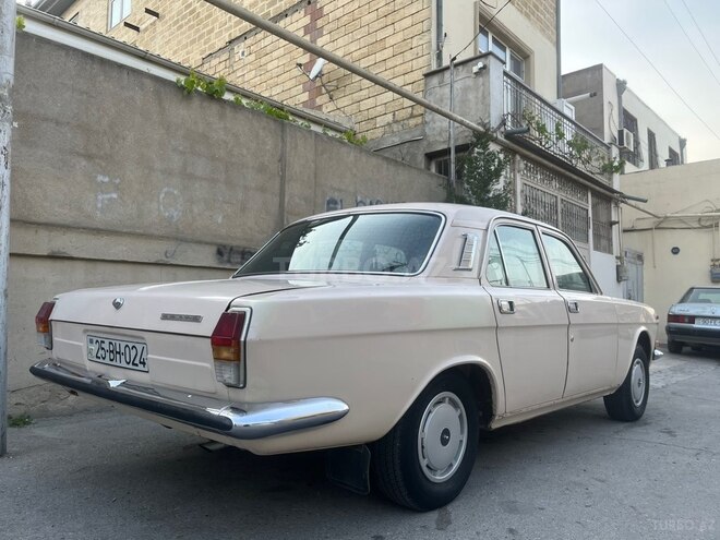 GAZ 24 "Volga"-4