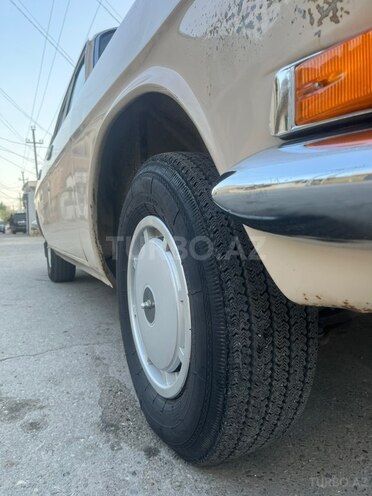 GAZ 24 "Volga"-12