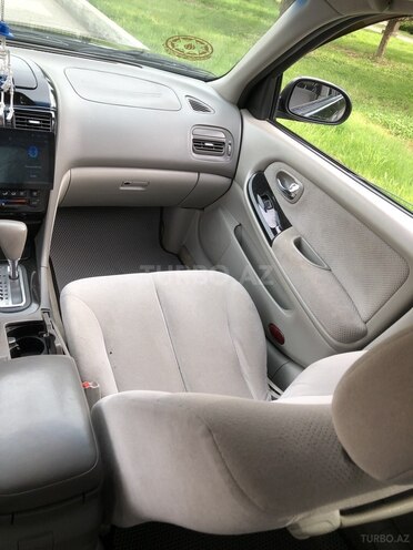 Nissan Maxima-9