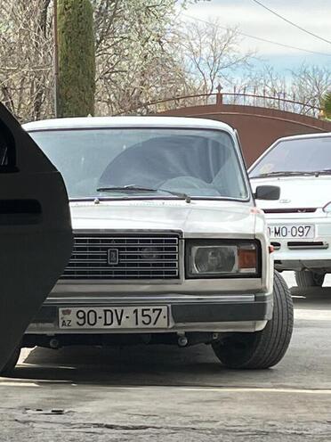 LADA (VAZ) 2107-2
