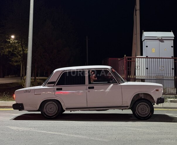 LADA (VAZ) 2107-5