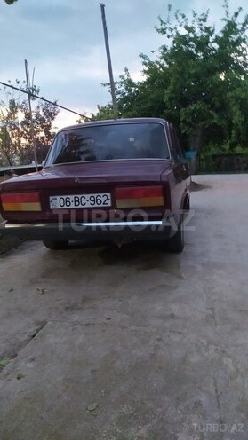 LADA (VAZ) 2107-2