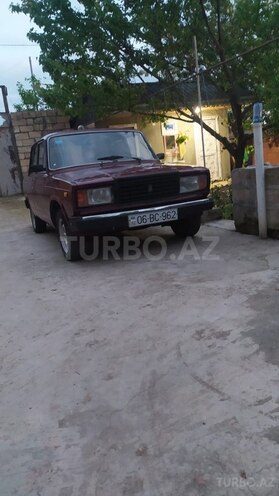 LADA (VAZ) 2107-1