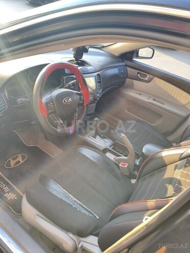 Kia Optima-6