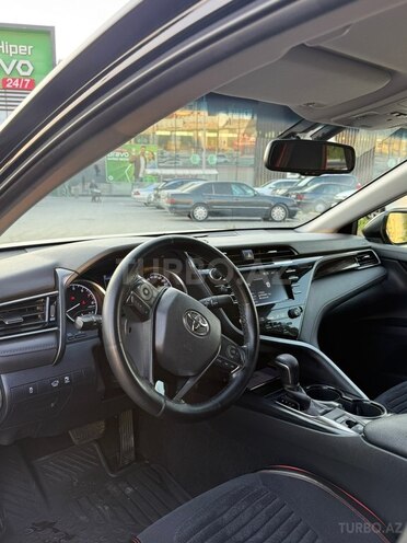 Toyota Camry-6