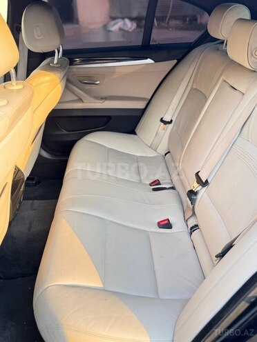 BMW 528-8