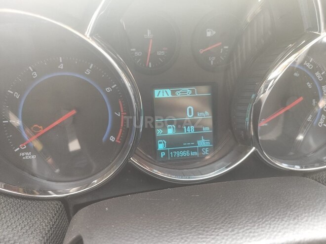 Chevrolet Cruze-6