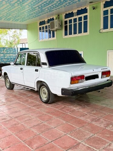LADA (VAZ) 2107-5